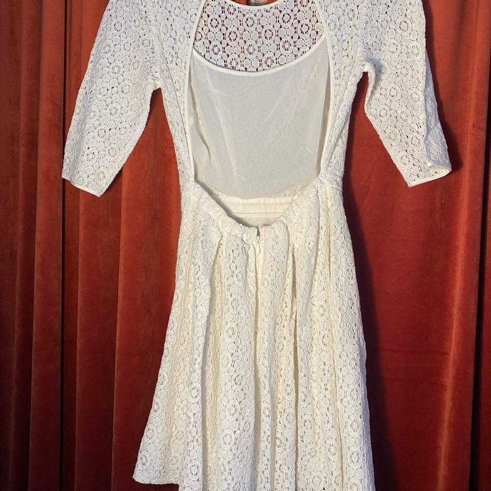 Elegant White Lace Dress